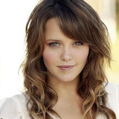 Profile Picture of Isabella Roberts (@IsabellaRobertX) on Twitter