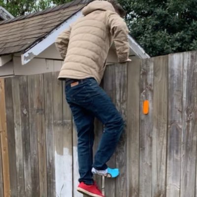 Profile Picture of Frozo$ (@joegrantham2) on Twitter
