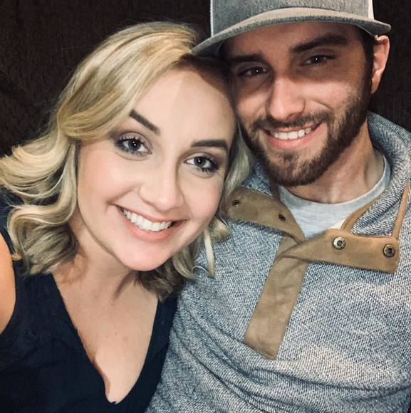 Profile Picture of Sam Serio (@ss32411) on Poshmark