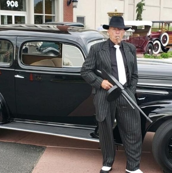 Profile Picture of Joe Follendorf (@jfollendorf) on Poshmark