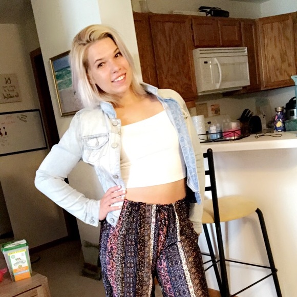 Profile Picture of Karli Egener (@kegener22) on Poshmark