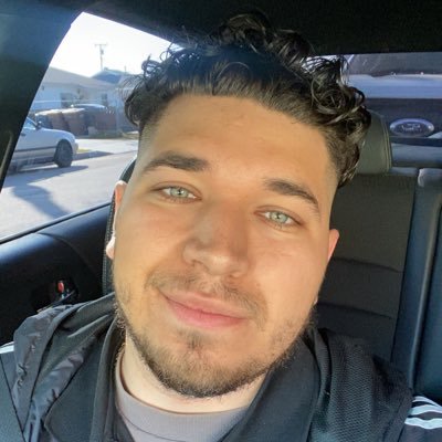 Profile Picture of Carlos Ruvalcaba (@Carlos_Ruv96) on Twitter