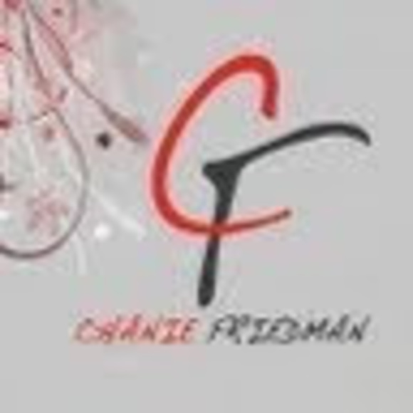 Profile Picture of Chana Meisels (@chanameisels) on Poshmark
