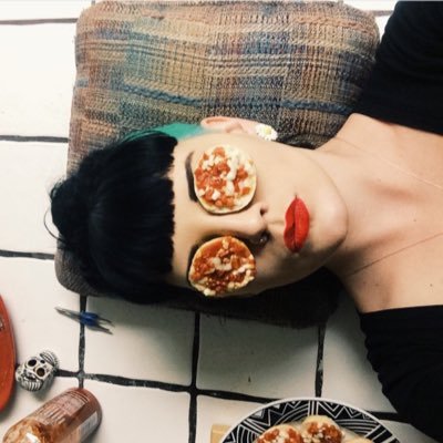 Profile Picture of Sandy (@sondrababy8) on Twitter