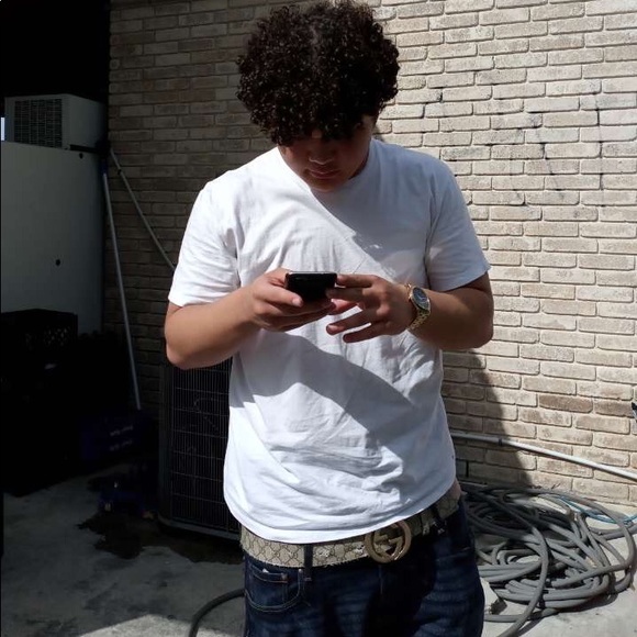 Profile Picture of Richard Barefield (@aminkhalid5200) on Poshmark