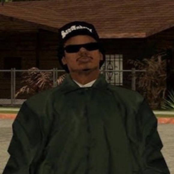 Profile Picture of Edward Rivera (@thereal905) on Poshmark