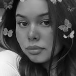 Profile Picture of EL (@eloise.cain) on Instagram