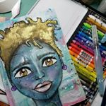 Profile Picture of sharon smallsp (@smallsdesign) on Instagram