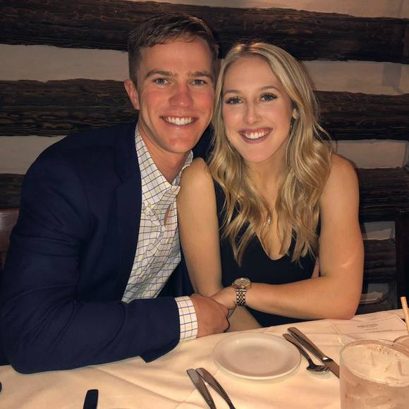 Profile Picture of Chase Magnuson (@chasee_meeee) on Poshmark