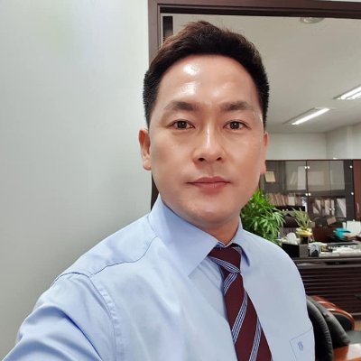 Profile Picture of Frank Lopez Woo (@richmond_woo) on Twitter