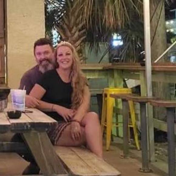 Profile Picture of Kristen Manninen (@kris10boucher) on Poshmark