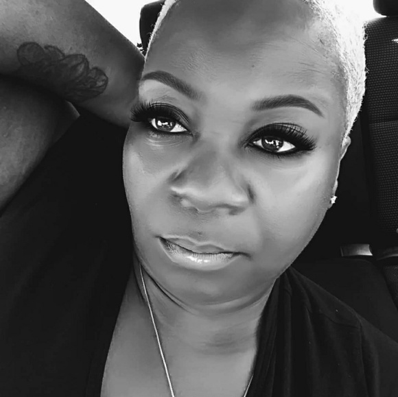 Profile Picture of Trellis Moreland (@moniquetrell) on Poshmark