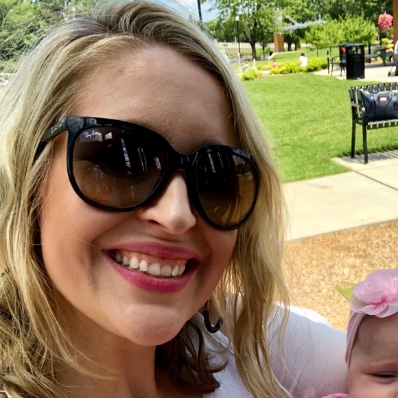 Profile Picture of Chrissy Fallenstein (@chrissytf) on Poshmark