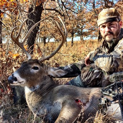 Profile Picture of Bobby Helms (@BobbyHelms13) on Twitter