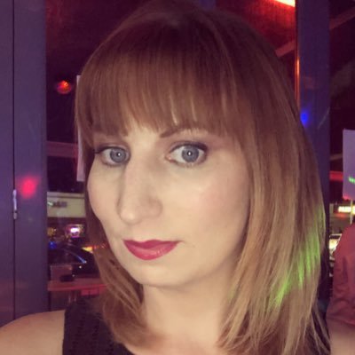 Profile Picture of Carrie-Ann Skinner (@CarrieSkinner) on Twitter