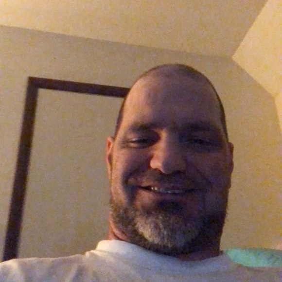 Profile Picture of Scott Fields (@scottfields) on Poshmark