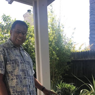 Profile Picture of Richard Stowe (@GrandpaStowe) on Twitter