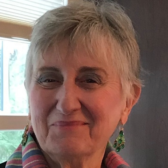 Profile Picture of Charlotte Kundrath (@chareleanor) on Poshmark