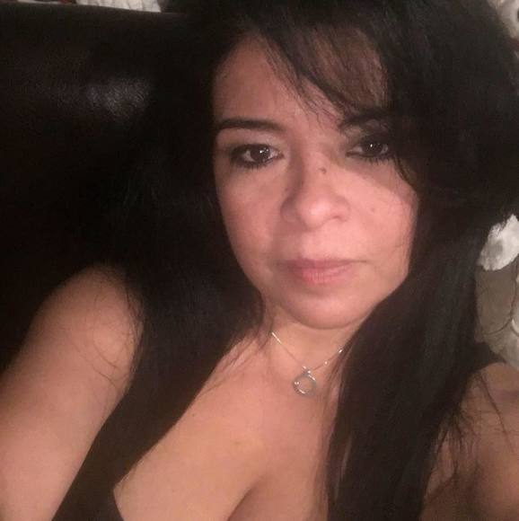 Profile Picture of Cindy Daddino (@cindydaddino) on Poshmark