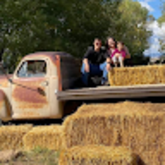 Profile Picture of Brianna Castaldo (@briannacastaldo) on Poshmark