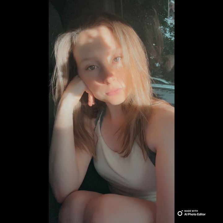 Profile Picture of whitneycolumbus (@whitneycolumbus) on Tiktok