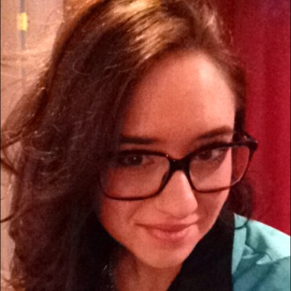 Profile Picture of Dana Vitrano (@danes) on Poshmark