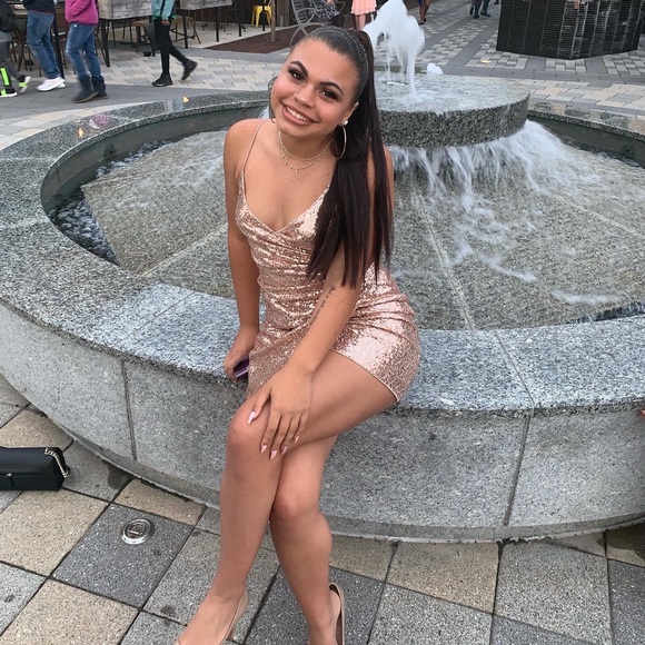 Profile Picture of Brianna Causey (@onlyybriii) on Poshmark