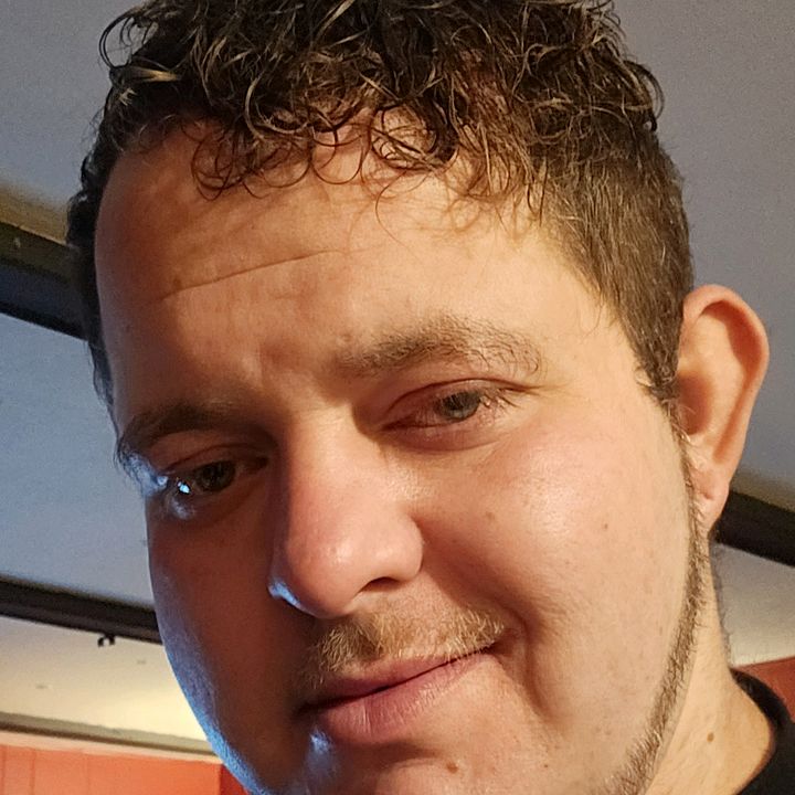 Profile Picture of Dustin Mathias (@dustinmathias) on Tiktok