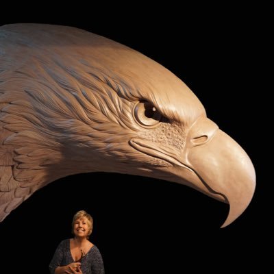 Profile Picture of Heather Greene (@GreeneBronze) on Twitter