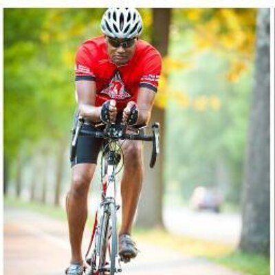 Profile Picture of Earl Jones (@EarlLJones) on Twitter