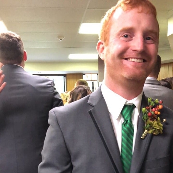 Profile Picture of Daniel Hays (@dhays24) on Poshmark