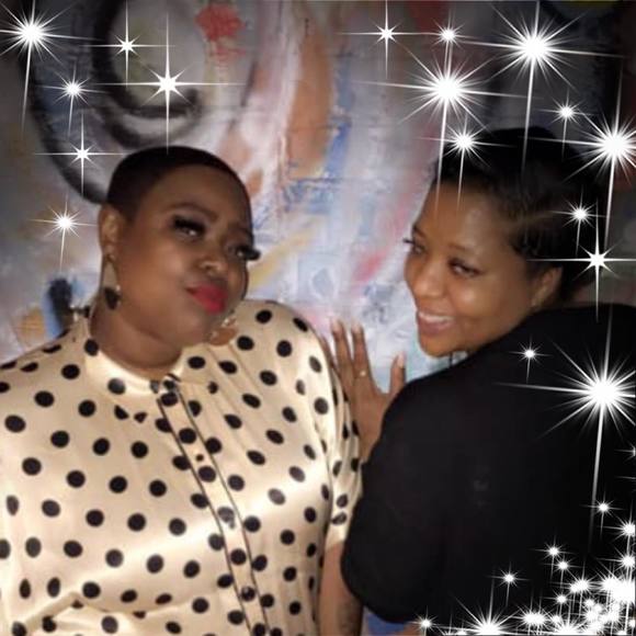 Profile Picture of Colette Kelly (@colette_kelly) on Poshmark