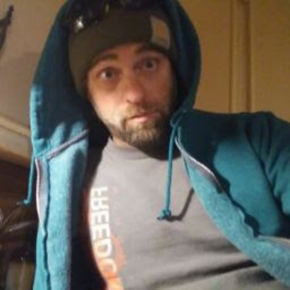 Profile Picture of Corey Jones (@woodmizer79) on Poshmark