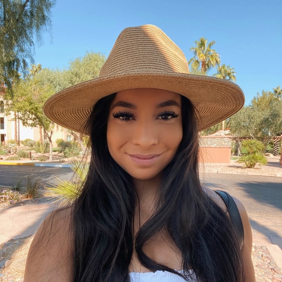 Profile Picture of Tatiana Quintero (@tatianaquintero) on Poshmark