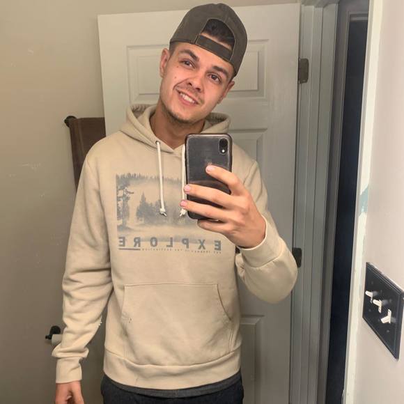 Profile Picture of Kyle May (@yaboikmay) on Poshmark