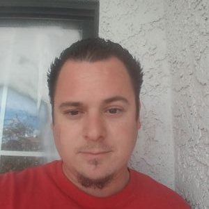 Profile Picture of Chris Grossman (@grossman418) on Twitter