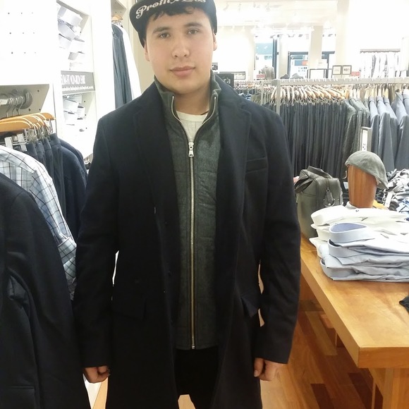 Profile Picture of Omar Bautista (@omarbautista296) on Poshmark