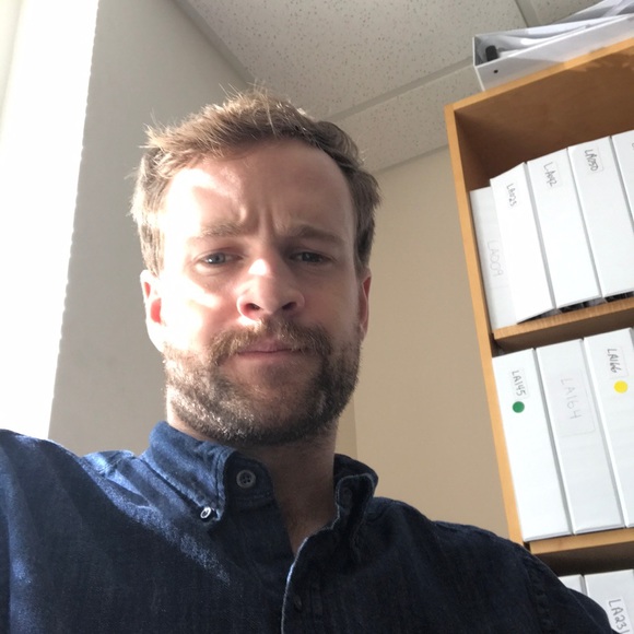 Profile Picture of Thomas Gallagher (@tomgallagher) on Poshmark