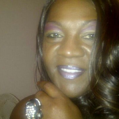 Profile Picture of Julia Bartlett (@julialamarr) on Twitter