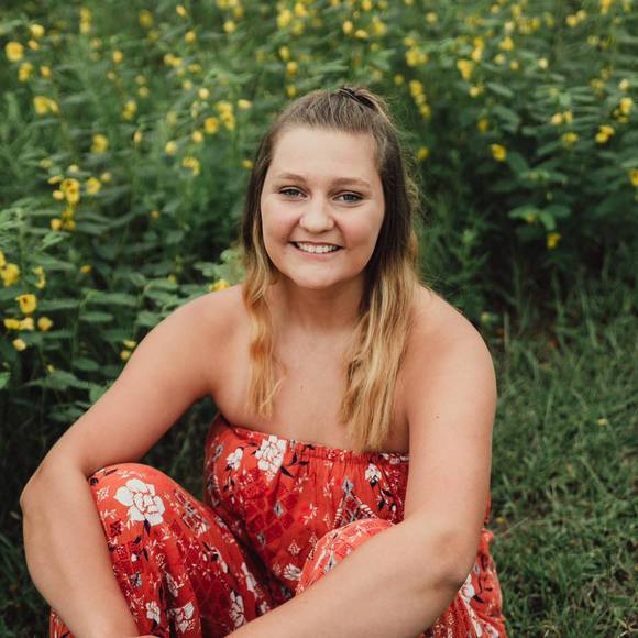 Profile Picture of Tabatha Magnuson (@20tmagnuson) on Poshmark