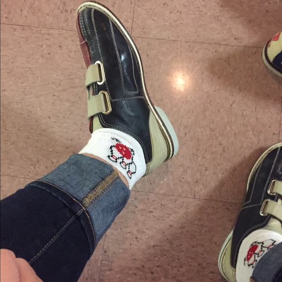 Profile Picture of Kierra Heinly (@kierraheinly) on Poshmark