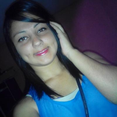 Profile Picture of Stephanie Monge (@stephaniepao201) on Twitter