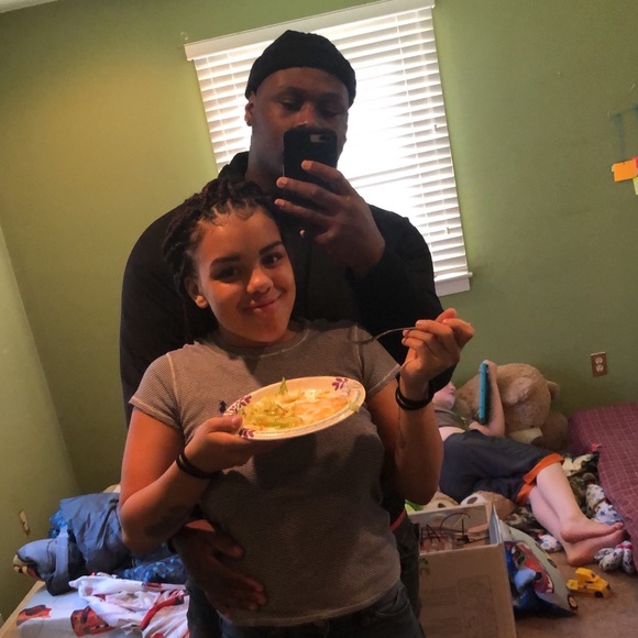 Noreaga Falby - Poshmark Profile Picture of Noreaga Falby (@nore1998) on Poshmark