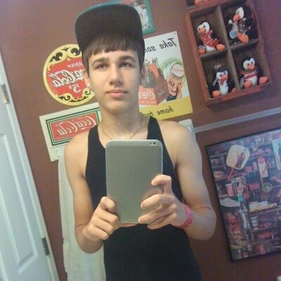 Profile Picture of Corey Corcoran (@ay3_cor3y) on Twitter