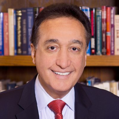 Profile Picture of Henry G. Cisneros (@henrygcisneros) on Twitter