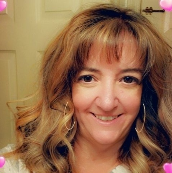 Profile Picture of Pam Samanthamckinley-author (@pamelaschillman) on Poshmark