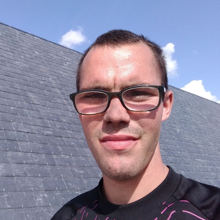 Profile Picture of Kenneth _24 (@kenneth_roos) on Tiktok