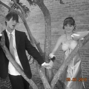 Profile Picture of Grae Bollinger (@theunhappymedium) on Myspace