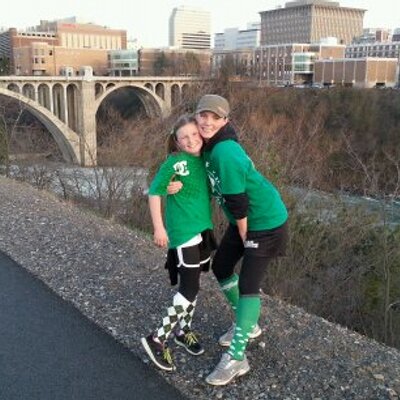 Profile Picture of Lacy Thomas (@LacyThomas100) on Twitter