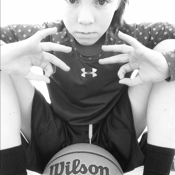 Profile Picture of Abby Grimm (@grimm651) on Poshmark